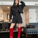 Jennifer Connelly Instagram - @TopGunMovie press day ✌🏼 Glam by @renatocampora and @lisastoreymakeup, styled by @lesliefremar in @louisvuitton.