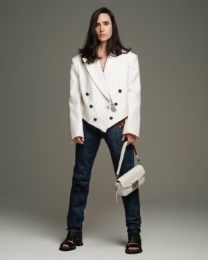 Jennifer Connelly Instagram - Casual Friday with @telva and @louisvuitton.