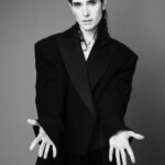 Jennifer Connelly Instagram - The June cover of @harpersbazaarmx 🖤 Shot by @sofiaandmauro , styled by @mrfabioimmediato - glam @renatocampora and @genevieveherr xx