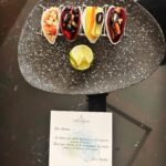 Jennifer Hermoso Instagram - La importancia de dedicarse tiempo a un@ mism@, de valorarse, de intentar conocerse mejor. A veces pensamos que estar sol@, ir a cenar sol@, viajar sol@, es sinónimo de soledad. Y es que cuando encuentras y conectas con esa parte tan especial, tú eres tu mejor compañía. Que bonito es quererse a un@ mismo. . Gracias @intercontinentalcancunresort por esta bonita experiencia 😎