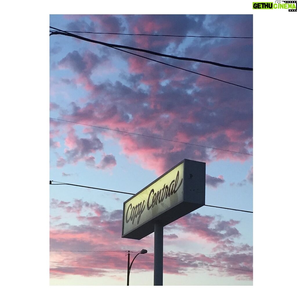 Jennifer Morrison Instagram - #Pink #sundogs