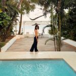 Jennifer Winget Instagram - Sun-kissed from dawn till dusk. 💫☀️