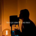 Jenny De Nucci Instagram - Siamo più responsabili di quello che diciamo o di quello che gli altri capiscono? Il modo in cui diciamo qualcosa, molto spesso, conta di più del contenuto di ciò vogliamo dire. Vi è mai capitato di finire nel torto durante un litigio in cui avevate ragione al 100% solo per il modo in cui vi siete espressi? Niente è come sembra. Anche la presentazione di questo podcast. In questo video sembro appena uscita da gossip girl, mi sto sul ca44o da sola, la verità è che piango in ogni puntata. Siete parte dell’esperimento. Benvenuti. @unodiqueigiorniche sarà disponibile tra pochissimo. Grazie a chi ci ha creduto. 🫀 @ccaterinacere @ctrncr @serespez @wannabemgmt @cristiano_cesario