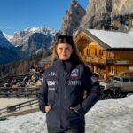 Jenny De Nucci Instagram - chillare ad alta quota è considerato uno sport olimpico?? a no???? @kappa vi amo vi amo vi amooo ⛷️⛷️⛷️🤍🤍 *supllied