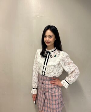 Jeon So-min Instagram - 📱📸🌟🫶🐣