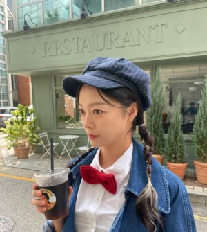 Jeon So-min Instagram - 🕵️‍♀️