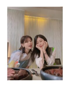 Jeong So-min Instagram - 힐링타임 with @chaestival_