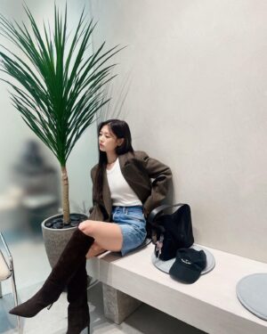 Jeong So-min Thumbnail - 454.4K Likes - Top Liked Instagram Posts and Photos