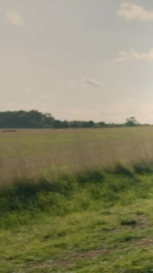 Jeremy Clarkson Instagram - Season 3 trailer.