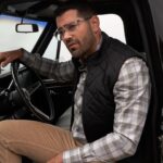 Jesse Metcalfe Instagram - What’s your favorite @josephabboud look? The Truck or Muscle car? Clear frame or bold frame? Dad look or Zaddy? @altaireyewear #JosephAbboudEyewear #JOEeyewear #Zaddy #AD