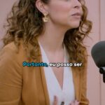 Jessica Athayde Instagram - Esta semana falamos de um tema sobre o qual já falei muitas vezes e inclusivamente lancei um livro - não querer ser perfeita. Esta semana recebo a @catarinacorujo e a psicóloga @filipajardimdasilva.psicologa para conversarmos sobre a forma como lidamos com a nossa imagem, a relação com o nosso corpo e sobre as pressões a que estamos sujeitas e de que forma nos podemos defender de toda esta toxicidade… vamos a isto? Contem-me nos comentários👇🏻se também se identificam com este episódio. Já disponível no Youtube, Spotify e Apple Podcast! #wellsficabem