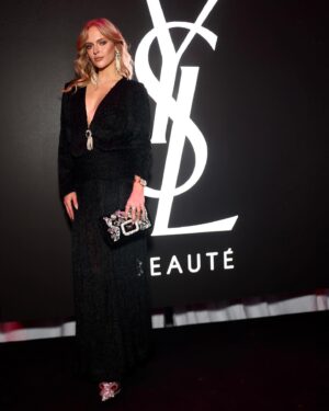 Jessica Belkin Instagram - a wonderful evening w @yslbeauty 🖤🎀