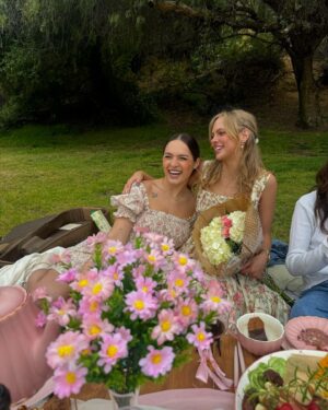 Jessica Belkin Instagram - my heart is so full 🧚🏻🍰🌷🪷🩵🩵 thank you @picnicfam 🧺xx