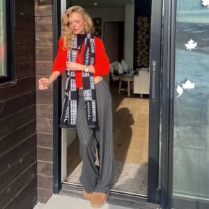 Jessica Belkin Instagram - im just a girl 🐞