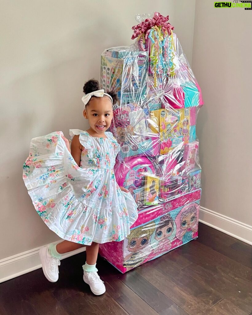 Jessica Dime Instagram - Happy Birthday to my best friend! 4 years being her mommy has been the best years of my life .. thankful & blessed . I love you 4 EVER @blessingbrielwilliams