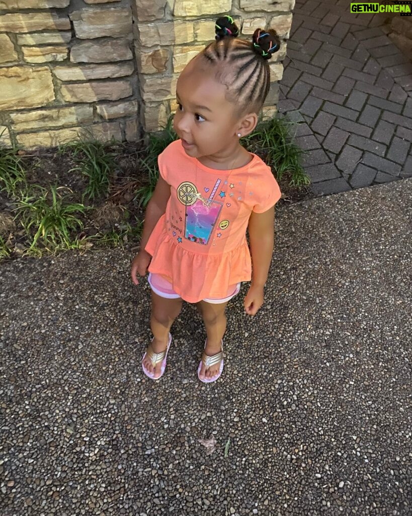 Jessica Dime Instagram - Happy Birthday to my best friend! 4 years being her mommy has been the best years of my life .. thankful & blessed . I love you 4 EVER @blessingbrielwilliams