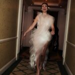 Jessica Henwick Instagram - Cuckoo at @berlinale with incredible Ukrainian designer @lever_couture. ❤️ @neonrated 📸 @patdomingo