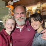 Jessica Henwick Instagram - @theroyalhotelmovie 🫡🍺
