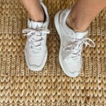 Jesta Hillmann Instagram - Toujours fans de mes Sketchers, je vous jure elles sont légères et confortables je suis fan ! Vous préférez quel look ? 🌼 D’ailleurs vous aviez adoré ma paire et celle des enfants et en ce moment vous avez -20% sur une sélection de modèle sur @skechers_france, avec le code MOM20 ! Je vous remet les références des paires que j’avais pris pour les enfants ainsi que les miennes : Modèle femme : Sunny Street et Tres-Air uno Modèle enfant : S Lights - Hypno-Splash Bon shopping! 🫶🏻 #skechers