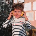 Jesta Hillmann Instagram - Juliann in Paris 🥖 Pour la première fois tatie a prit Juliann pour passer 4 jours chez elle à Paris. Voici le planning pour ceux qui m’ont demandés: - jeux pour enfants La Canopée ( Paris Châtelet Les Halles ) gratuit - Muséum d’histoire Naturelle Paris Jardin des Plantes Le bon plan c’est la galerie de paléontologie gratuite pour les enfants - Jardin D’acclimatation Paris - Fête forraine des Tuileries - Exposition Monsieur Madame Montreuil - Parc zoologique de Vincennes - Cité des sciences / la Villette Paris 19