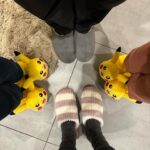 Jesta Hillmann Instagram - On continue les concours de Noël, cette fois avec @chaussea_officiel ! Vous avez adoré les chaussons partagés en story, alors on vous propose de remporter 3 cartes cadeaux de 100€ pour mettre les pieds de toute la famille au chaud ! Pour participer, abonnez vous à @chaussea_officiel et à mon compte @jesta_hillmann, et mentionnez 1 personne en commentaire ! Bonne chance à tous 🍀 Publicité