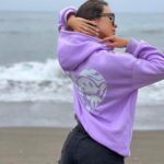 Jhendelyn Nuñez Instagram - Matanza 🌊🤩 ID polerón: 10052325 #playa @sheinofficial @shein_chile Recuerden que tienen un 15% de descuento con mi código JHEN