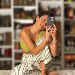 Jhendelyn Nuñez Instagram – Que tengan un lindo fin de semana largo 💚