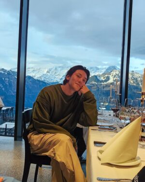 Ji Chang-wook Instagram - 차곡차곡 쌓아뒀던 스위스사진 2. 📸

#RADO #switzerland