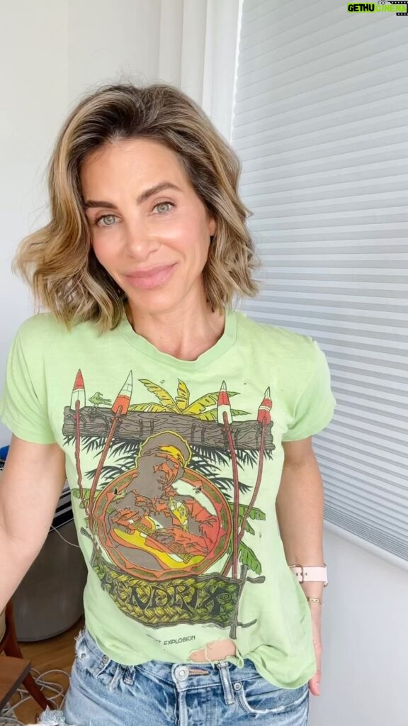 Jillian Michaels Instagram - Is 50 years old too late to get in shape?? Got this question on my TikTok (follow me on there if you’re not!) and wanted to share it here too. I could go on and on about this… but here’s the short answer! Drop me more questions in the comments beauties. 😘
