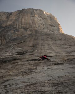 Jimmy Chin Instagram - @alexhonnold ropeless on El Cap, with a lot of wall above him...