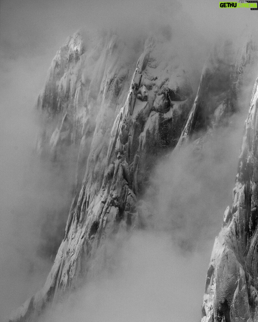 Jimmy Chin Instagram - Mountain meditation. @thenorthface