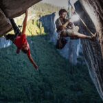 Jimmy Chin Instagram - Hanging out on the job. @alexhonnold and @mikeylikesrocks on Separate Reality, Yosemite Valley. ⁣ Shot on assignment for @natgeo