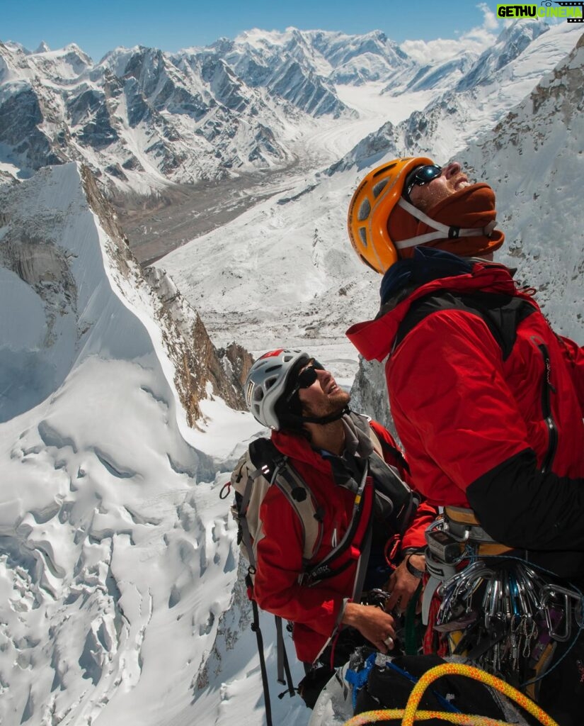 Jimmy Chin Instagram - The new Deluxe Signed Edition of There and Back is available now. This edition is very special to me. I designed it with a clothbound case, stamped print, with larger size photographs and more. If you’re ever in the Denver/Boulder area, I wanted to shout out one of my favorite independent bookstores there, @boulderbookstore who’s still carrying copies. Link in my to bio order! Cheers.