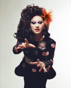 Jinkx Monsoon Instagram - “Do it because you love it and you can’t picture life without it— not because you wanna be famous.” 

My cover story for @ladygunn

Interview by @styledbyphil 
Photography @danicarobinson
Produced @danicarobinson   @witchhousepr
Styled by @dottttbass
Hair by @daveydidmyhair
Makeup by @molliegloss
Styling assistant @rachelwaxenberg