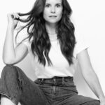 JoAnna Garcia Instagram - 🖤🤍🖤🤍 📷: @danette_and 💄: @jesssouthern 💇🏻‍♀️: @derekpeterw