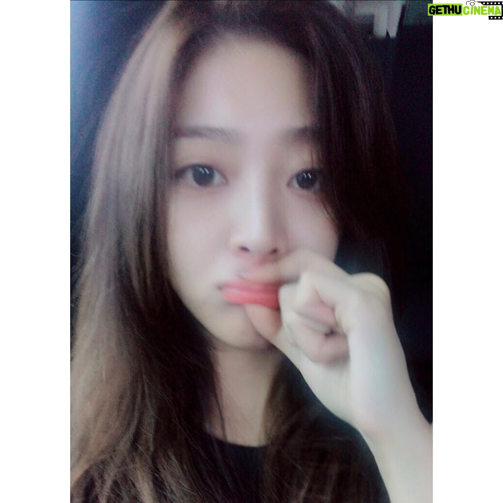 Jo Bo-ah Instagram - 🙊