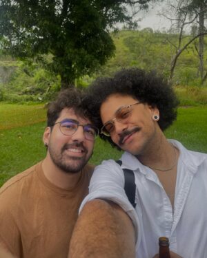 João Luiz Pedrosa Instagram - sábado com meu par 💕✨