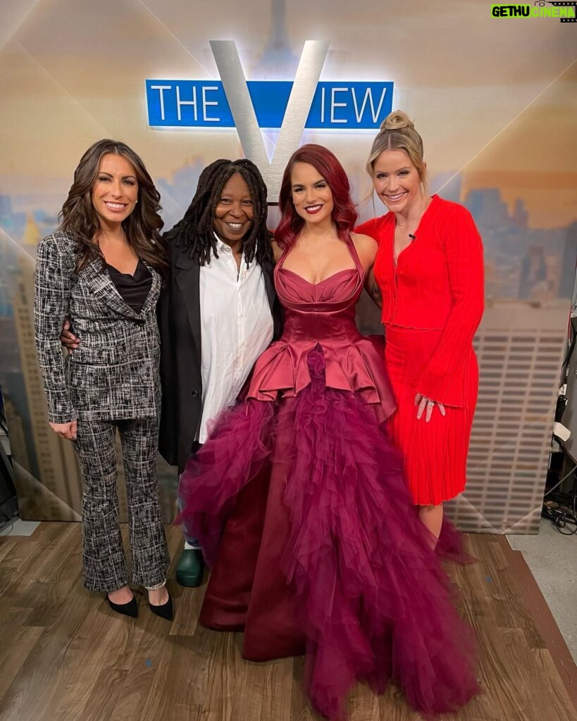 JoJo Instagram - more effective than coffee= putting on a massive burgundy colored gown full glam to start the morning 💎✨ thank u for a nice chat sing @theviewabc forever obsessed w/ @whoopigoldberg