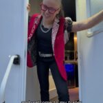 JoJo Siwa Instagram - @itsjojosiwa’s bringing us behind the scenes, Cribs edition. 😎🙌 Watch her in action on #SYTYCD, Mondays on @foxtv and streaming anytime on @hulu!