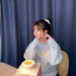 Jo Soo-min Instagram – 이제야 올리는 생일…🎂❤️
축하해주신 분들 모두 너무 너무 감사드려용😊🤗🧚🏻‍♀️
덕분에 행복한 생일이었어요🌞
#birthdaygirl 💐
