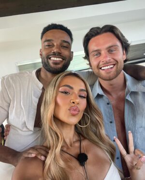 Joanna Chimonides Instagram - Some filming BTS for yalll✨📽️