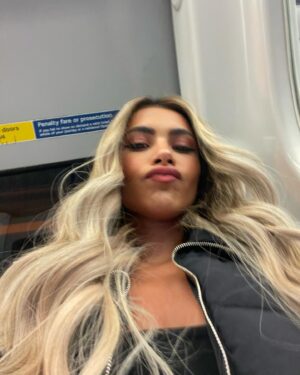 Joanna Chimonides Instagram - The face of someone who gets her hair done & has to walk in the rain.. 🤡