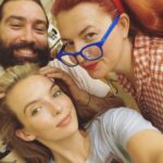 Jodie Comer Instagram - I just can’t put into words how happy these two make me. They feed my soul and make me laugh until my belly hurts. As well as making me look half decent! 😉⭐️