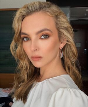 Jodie Comer Instagram - Actual dream team! ☁️💫