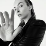 Jodie Comer Instagram - Any id m8? @hungermagazine Photographer @rankinarchive  Stylist @karen_binnszzzz Hair Stylist @sammcknight1 Makeup Artist @thevalgarland Nails @rebeccajadewilson_nails @vrwpublicity