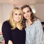Jodie Comer Instagram - So THIS happened! 💖 And then this happened.... @rebelwilson - I love you (too much?) Thank you for being so genuinely lovely and slaying at everything. Also massive thank you to @grahnort and the team for having me on the show. I lived out my red chair dream!!! Tonight 10.30pm on @bbcone