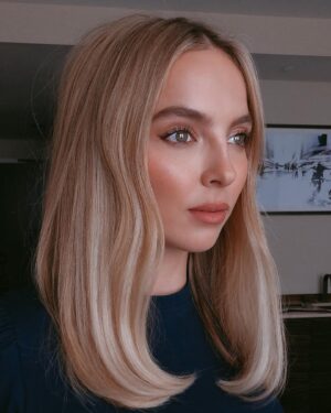 Jodie Comer Instagram - Such a lovely day spent yesterday with @harryjoshhair & @ninapark. Thanks for making a girl feel GOOD! 💛