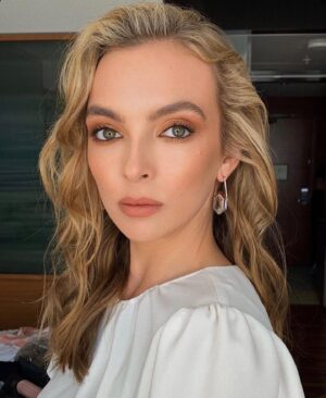 Jodie Comer Instagram - Actual dream team! ☁️💫