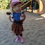 Jodie Sweetin Instagram - Happy 13th Birthday Bea!!! Looking back through all these pics from when she was little until now… always the silly face, the animal lover, the cuddly one… proud is too small a word. Love you to the moon and back, Bea!! I just can’t believe I’m now OFFICIALLY the mom of two teens… I’ll be off weeping into old photos… brb. 😂🎂🥳🎉🎈🎁