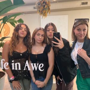 Jodie Sweetin Instagram - To cap off Zo’s bday festivities, I told her I would take her and her friends out to @noburestaurants and I also took the ladies to pick out something at @aweinspired jewelry (and I may have gotten in on that too…)
A fabulous girls evening! 
(I can feel them rolling their eyes at this post already) 🤷‍♀️ Moms gonna mom.